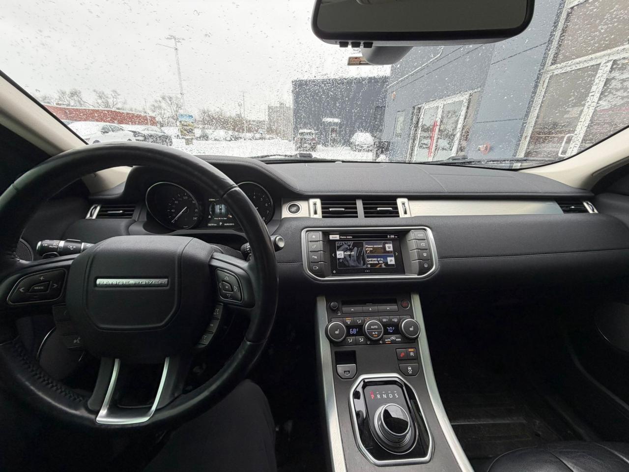 2016 Land Rover Range Rover Evoque SE 4x4 5-Door Photo