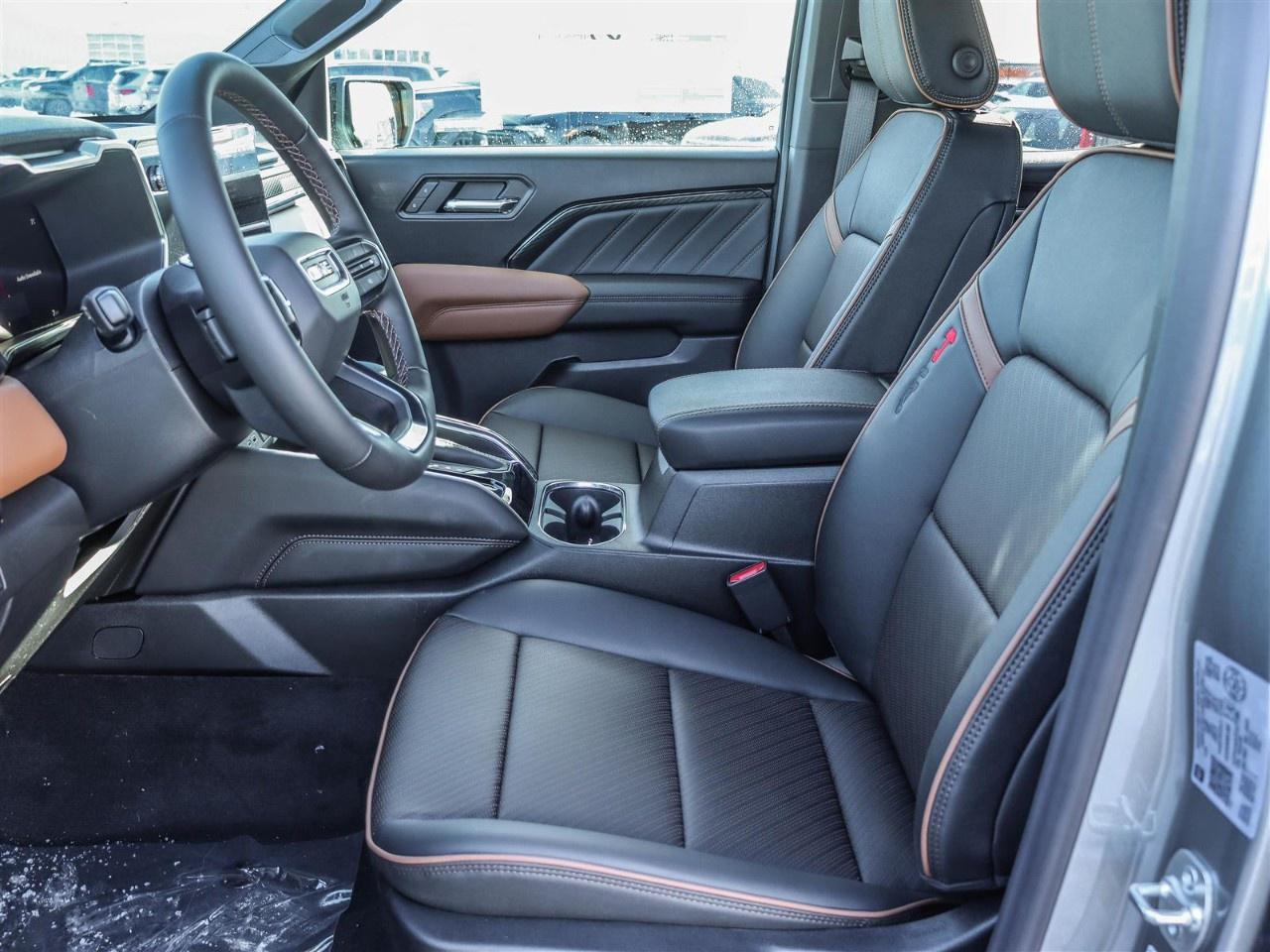 2026 GMC Canyon Crew Cab Short Box 4-Wheel Drive AT4 Photo