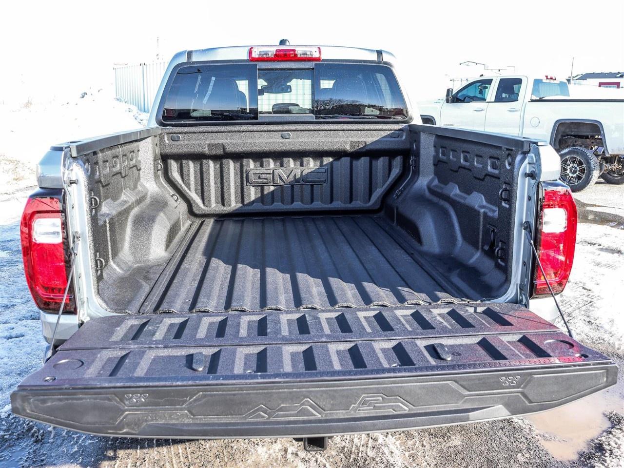 2026 GMC Canyon Crew Cab Short Box 4-Wheel Drive AT4 Photo