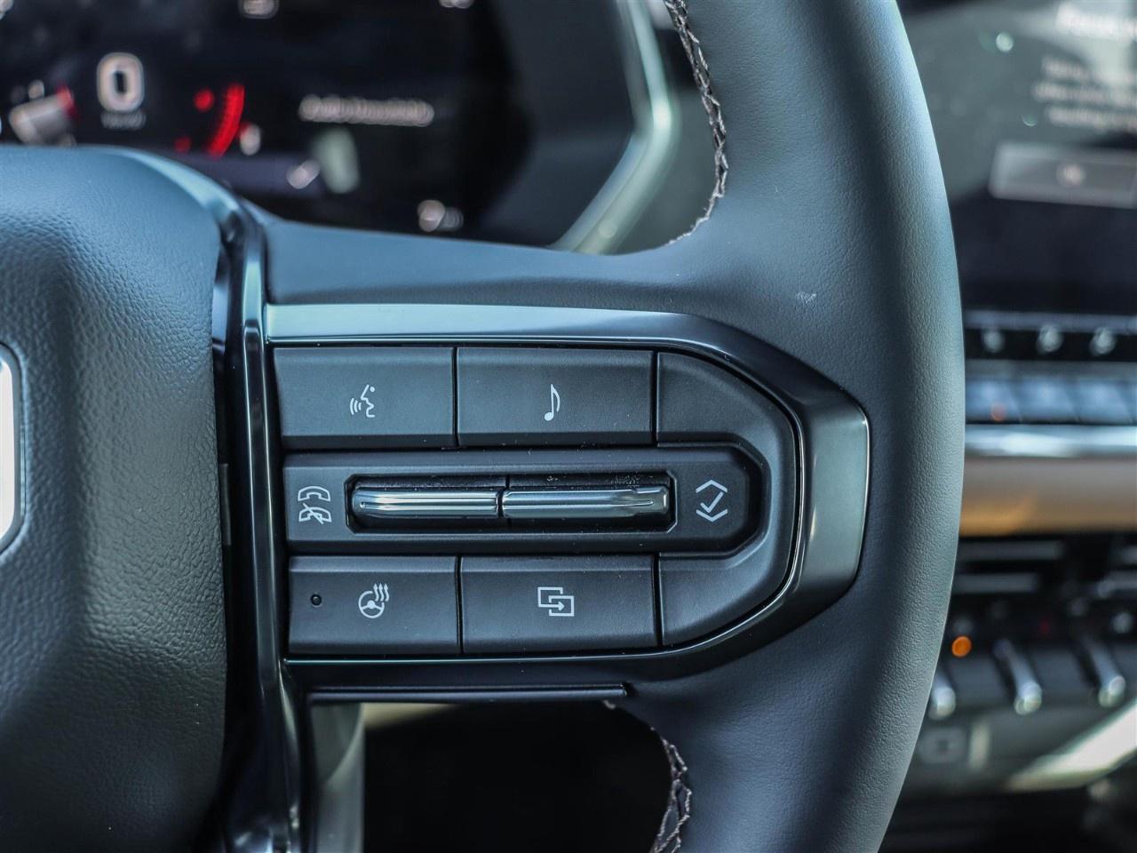 2026 GMC Canyon Crew Cab Short Box 4-Wheel Drive AT4 Photo