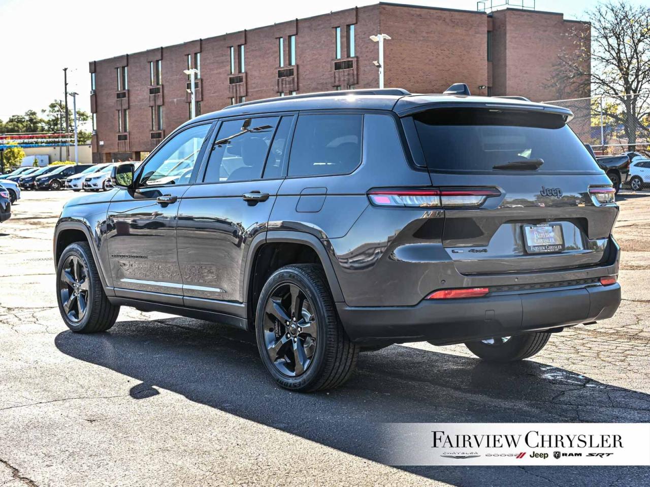 2023 Jeep Grand Cherokee L Laredo SUNROOF   PWR TAILGATE   CARPLAY   HEATED S Photo3