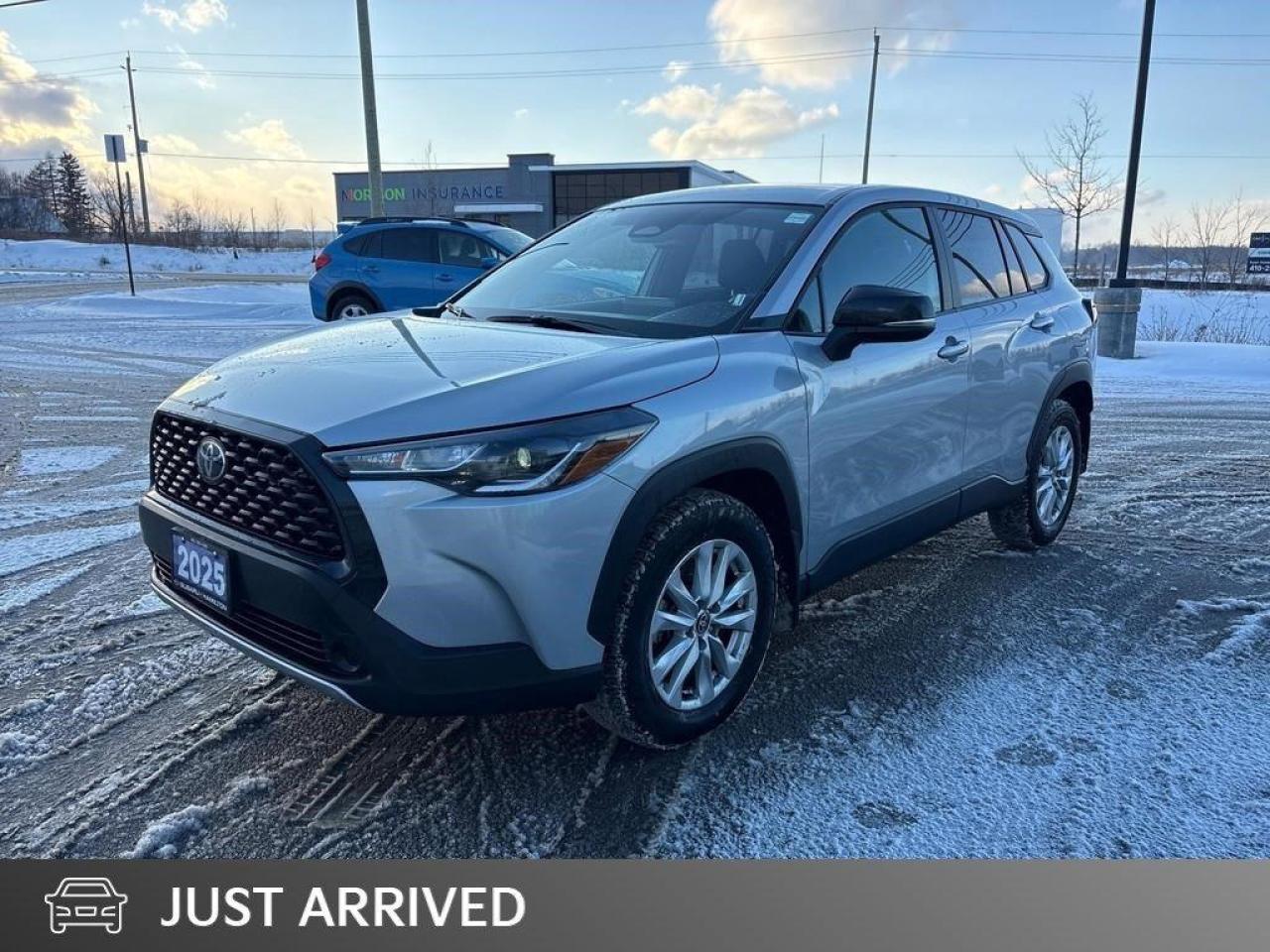 2025 Toyota Corolla Cross LE 4dr All-Wheel Drive Photo0