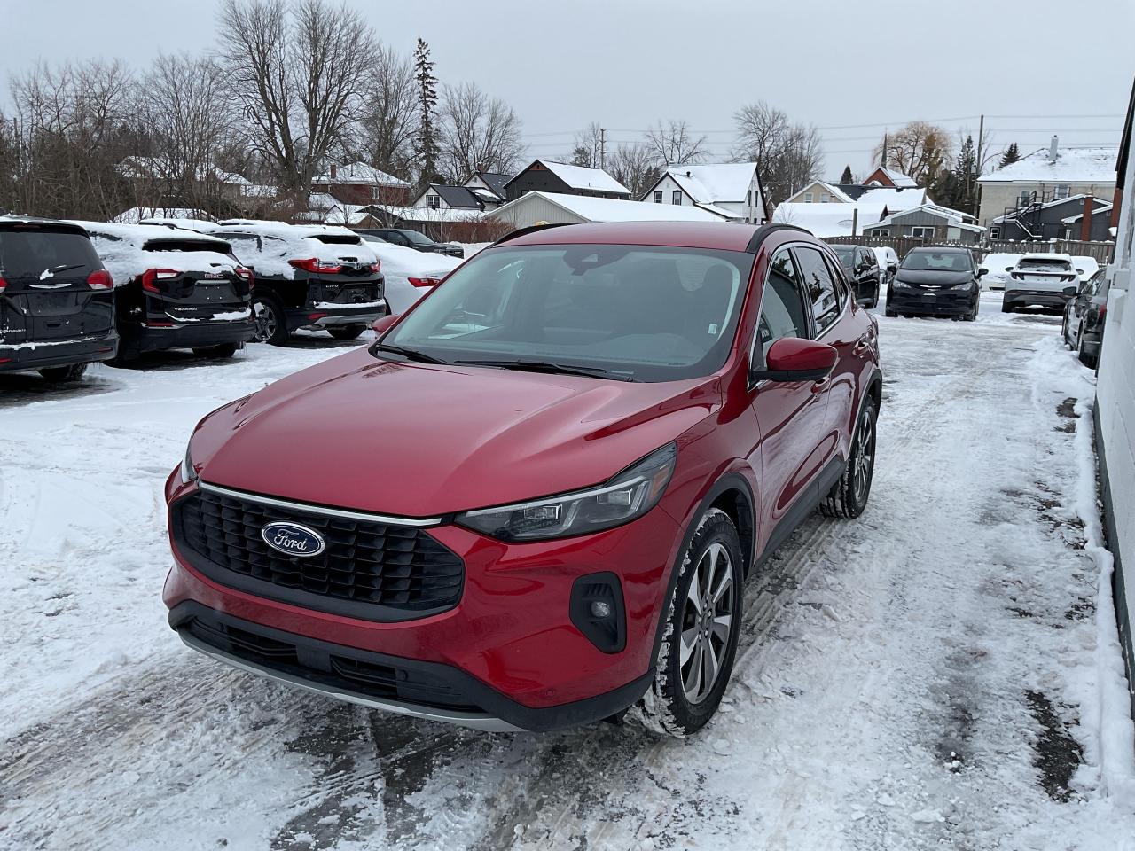 2024 Ford Escape Platinum 4dr All-Wheel Drive Photo