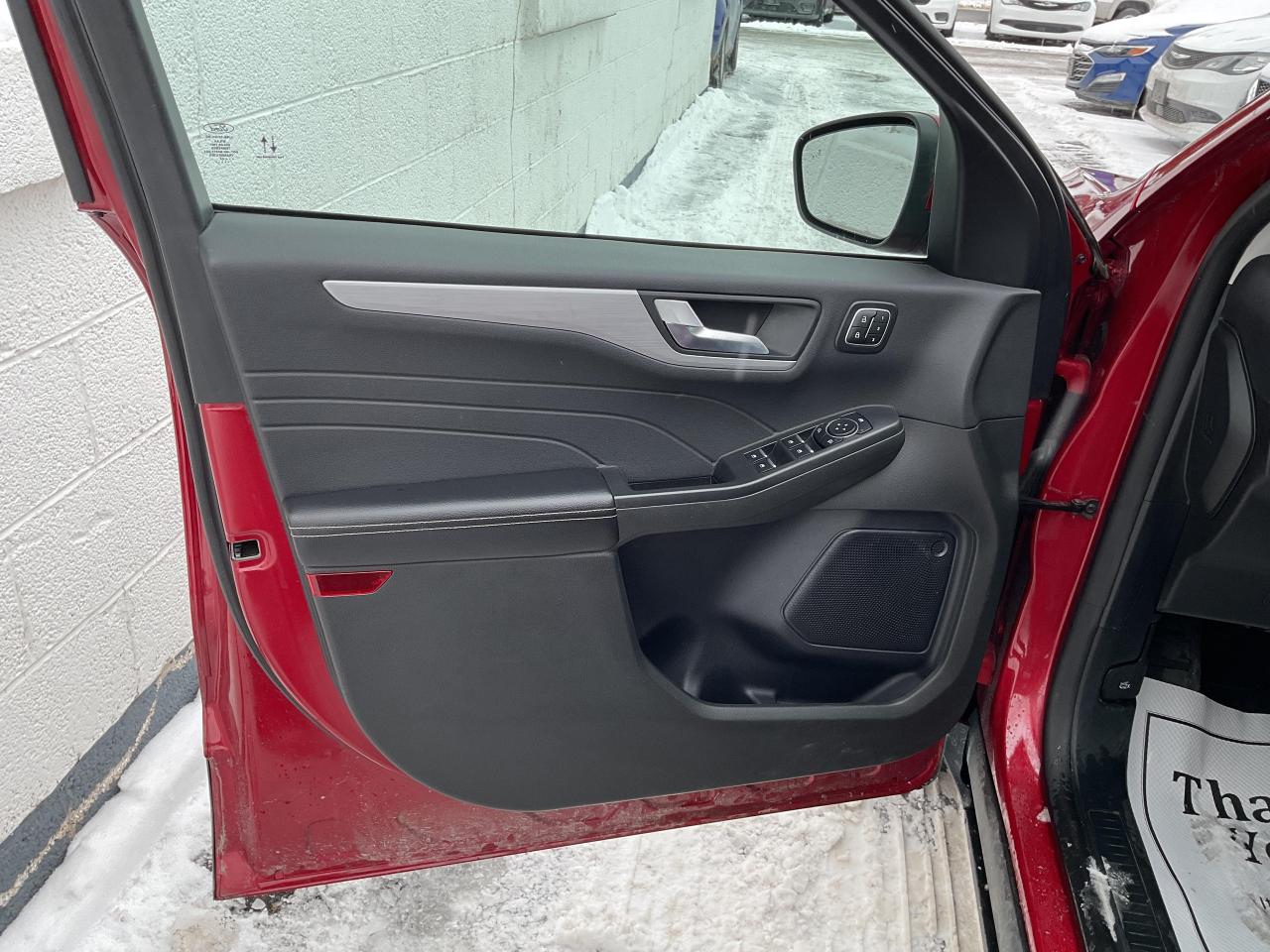 2024 Ford Escape Platinum 4dr All-Wheel Drive Photo