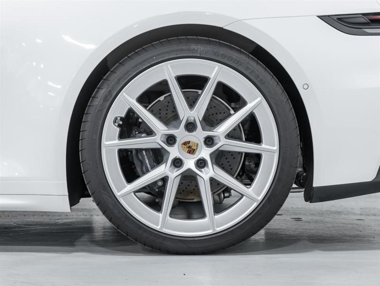 2025 Porsche 911  Photo