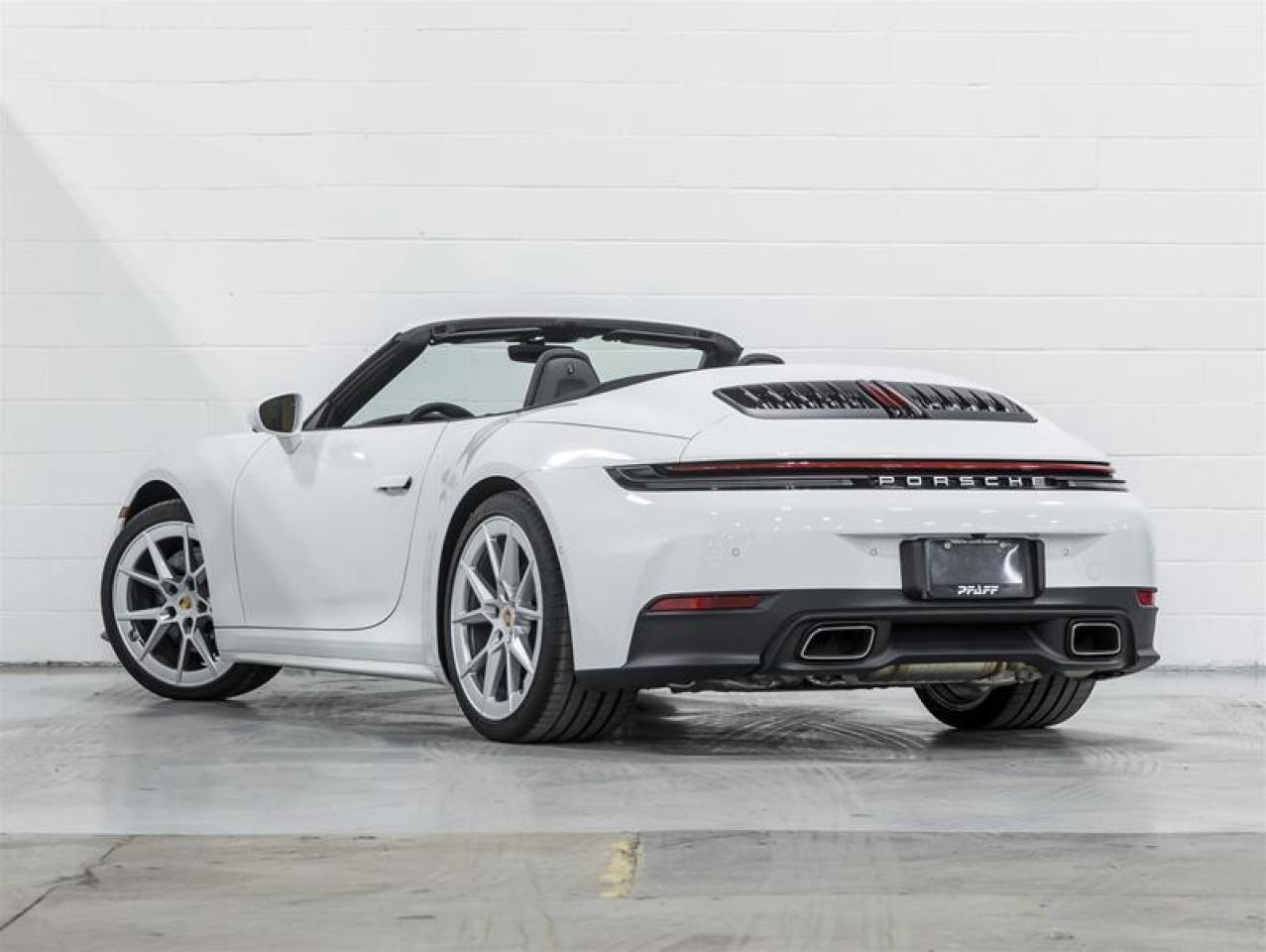 2025 Porsche 911  Photo