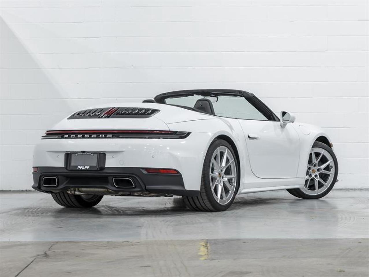 2025 Porsche 911  Photo