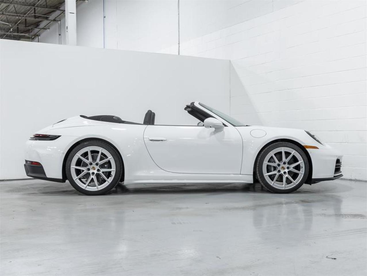 2025 Porsche 911  Photo