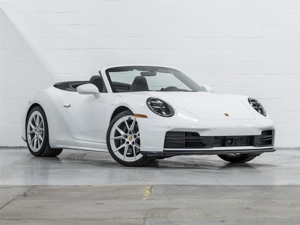 2025 Porsche 911  Photo
