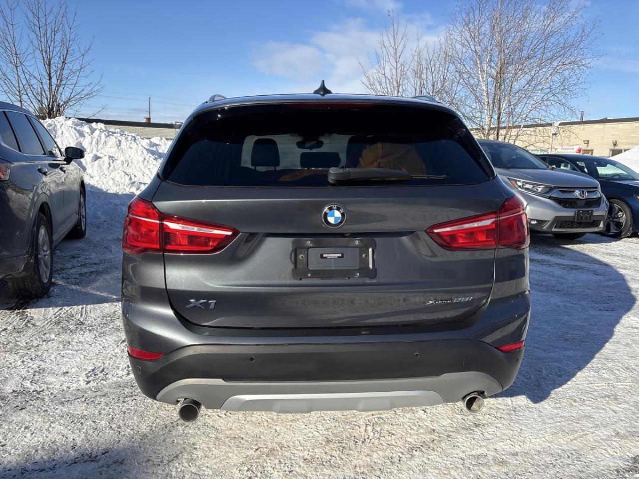 2019 BMW X1 xDrive28i AWD Photo
