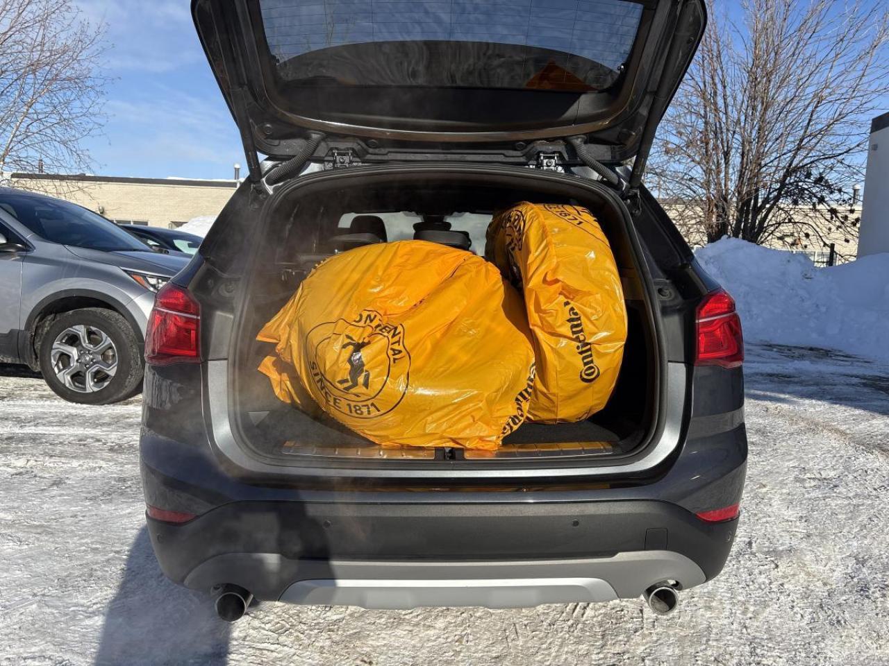 2019 BMW X1 xDrive28i AWD Photo