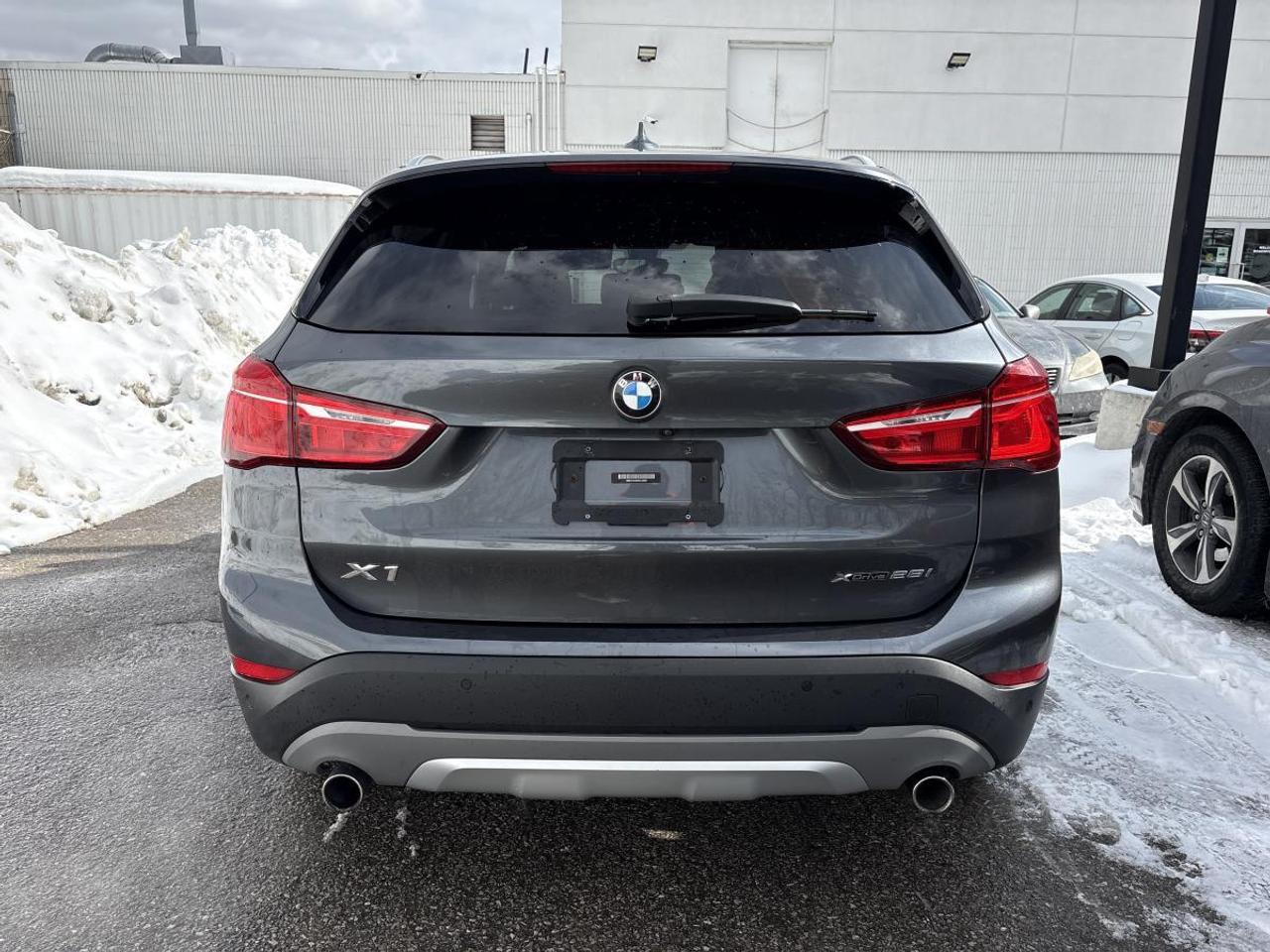 2019 BMW X1 xDrive28i AWD Photo
