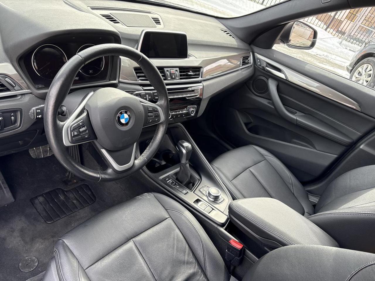 2019 BMW X1 xDrive28i AWD Photo