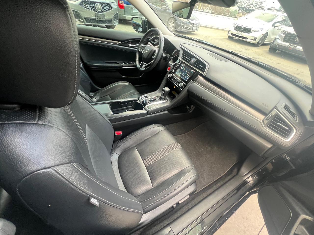 2020 Honda Civic Touring 4dr Sedan Photo