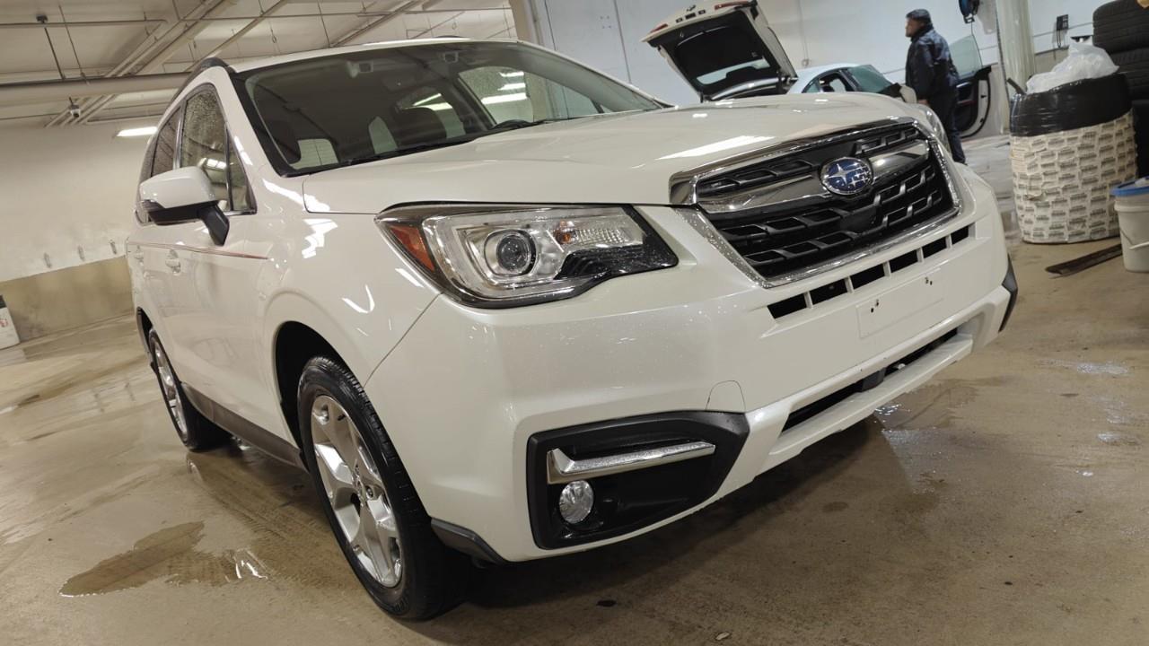 2017 Subaru Forester 2.5i Limited w/Technology Package Option (CVT) 4dr All-Wheel Drive Photo