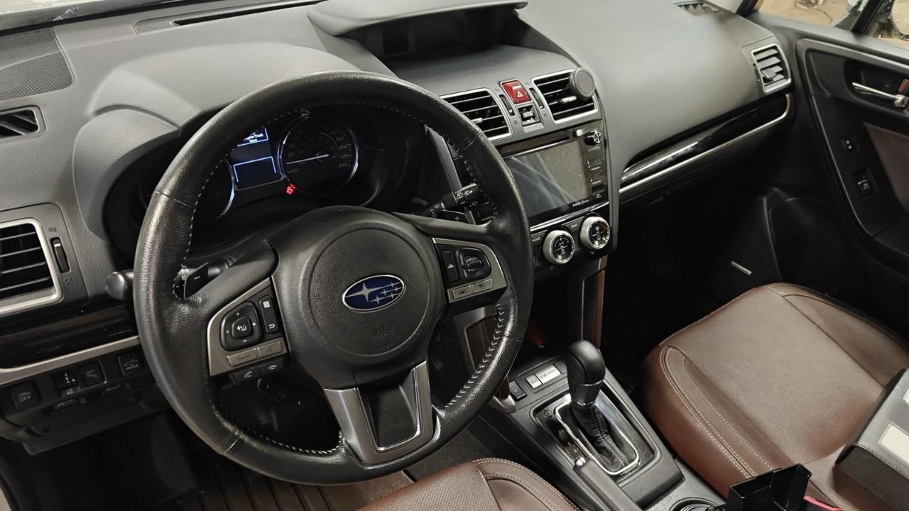 2017 Subaru Forester 2.5i Limited w/Technology Package Option (CVT) 4dr All-Wheel Drive Photo
