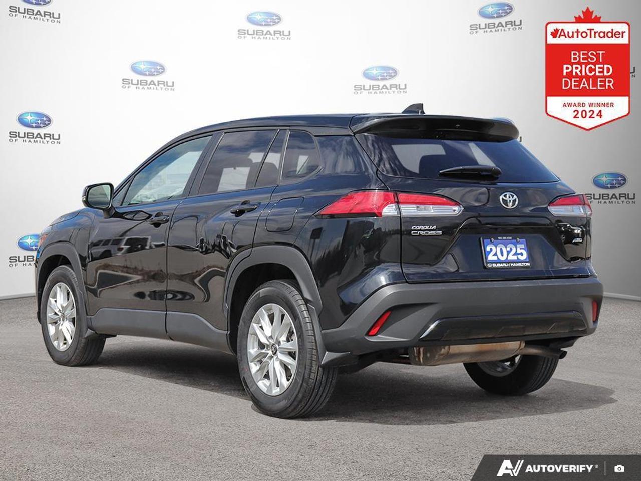 2025 Toyota Corolla Cross LE 4dr All-Wheel Drive Photo2