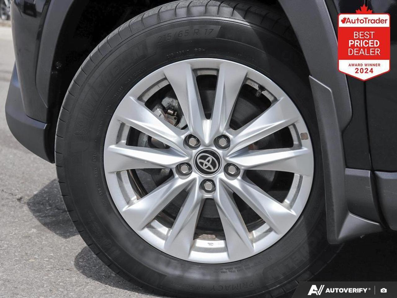 2025 Toyota Corolla Cross LE 4dr All-Wheel Drive Photo