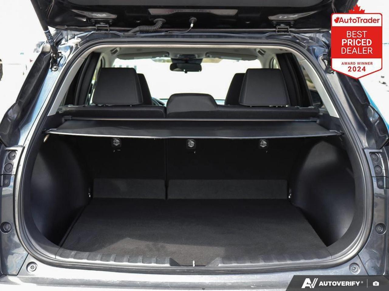 2025 Toyota Corolla Cross LE 4dr All-Wheel Drive Photo