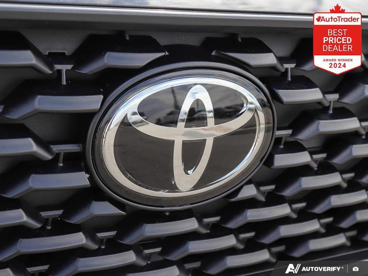 2025 Toyota Corolla Cross LE 4dr All-Wheel Drive Photo