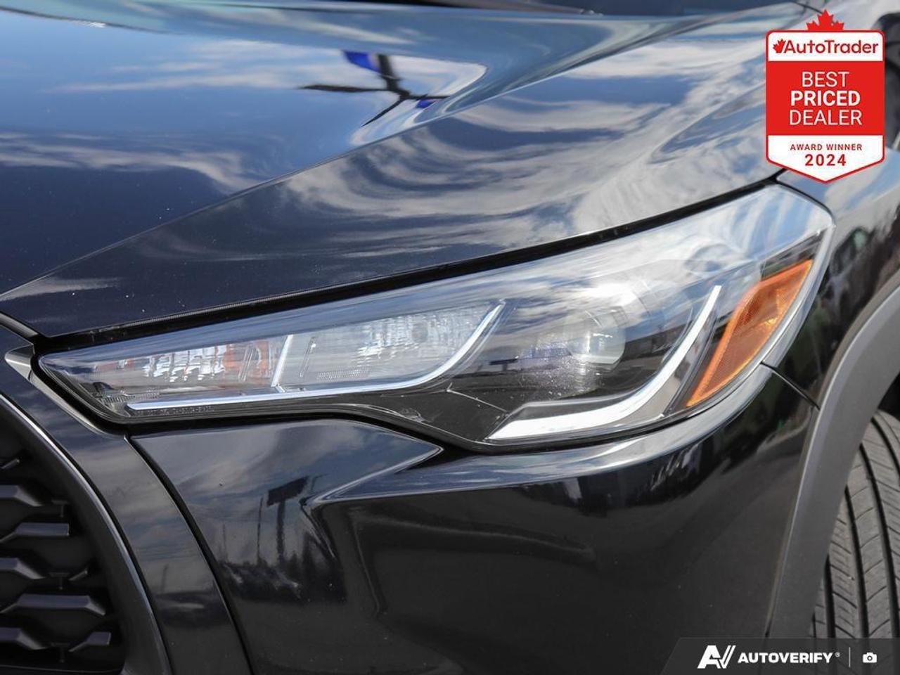 2025 Toyota Corolla Cross LE 4dr All-Wheel Drive Photo