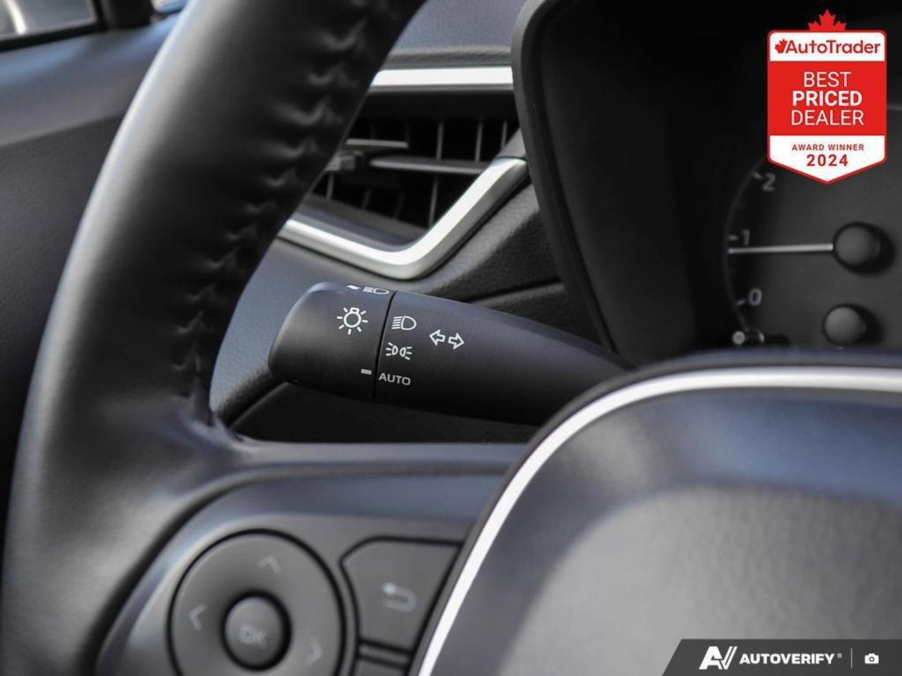 2025 Toyota Corolla Cross LE 4dr All-Wheel Drive Photo