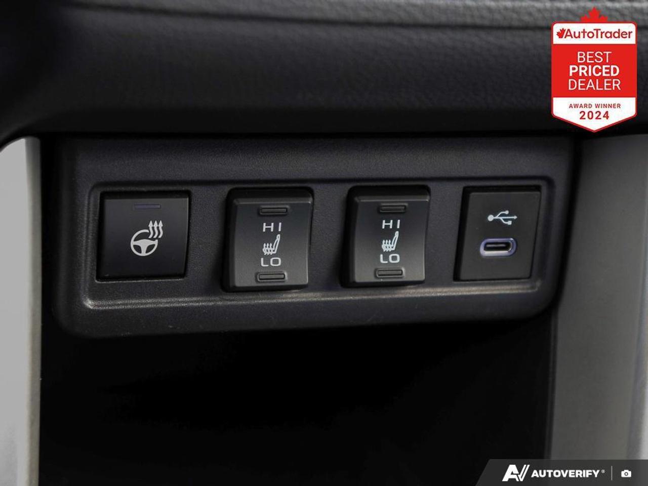 2025 Toyota Corolla Cross LE 4dr All-Wheel Drive Photo