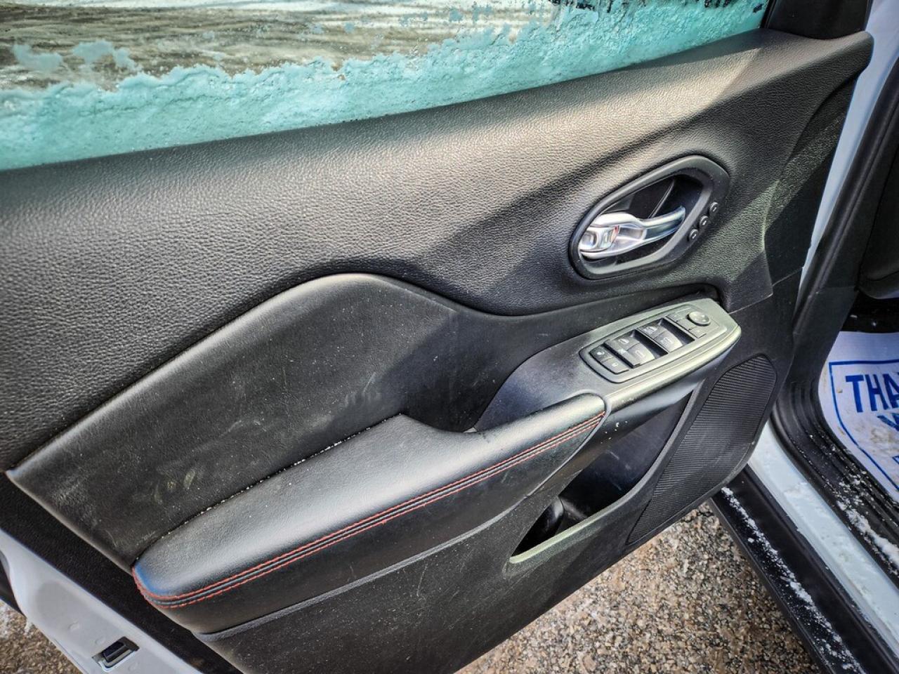 2020 Jeep Cherokee  Photo