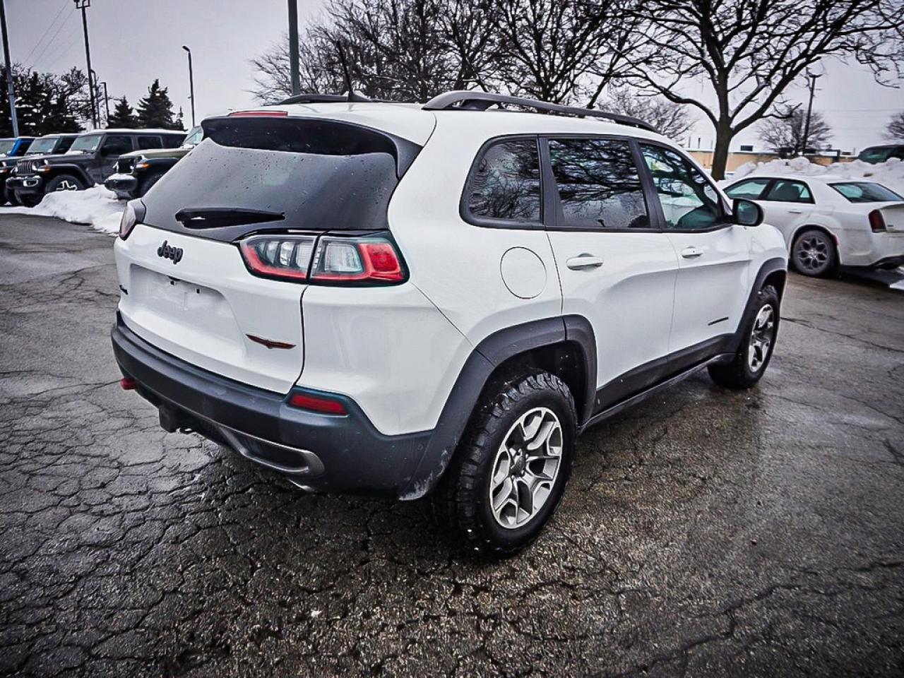 2020 Jeep Cherokee  Photo