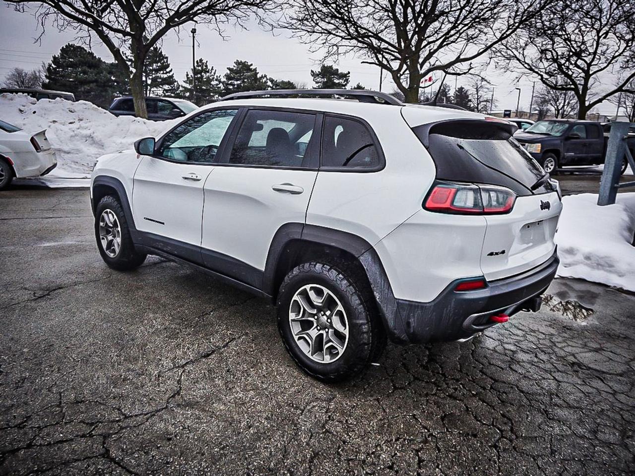 2020 Jeep Cherokee  Photo