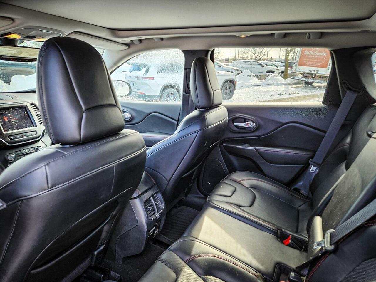 2020 Jeep Cherokee  Photo