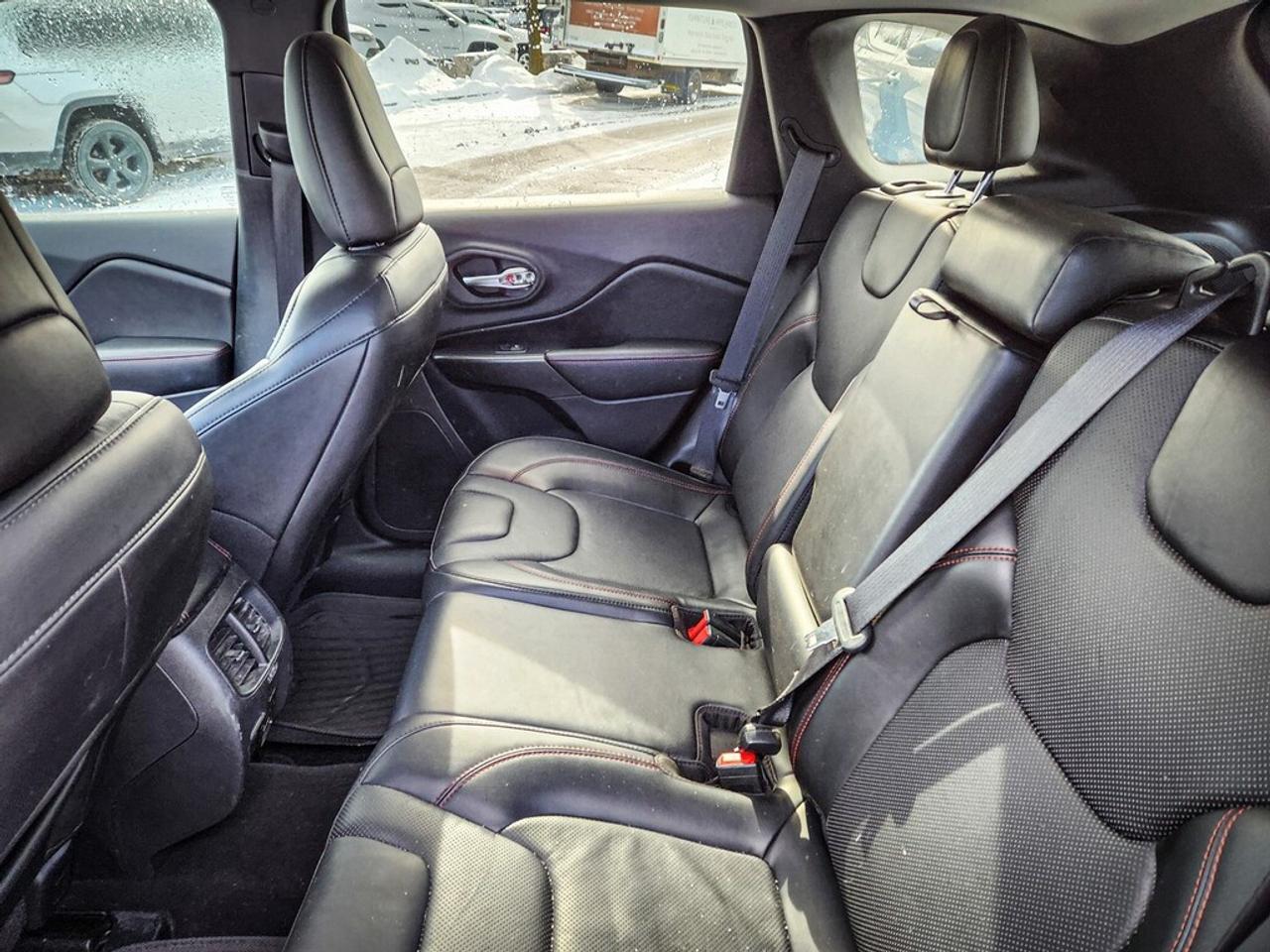 2020 Jeep Cherokee  Photo