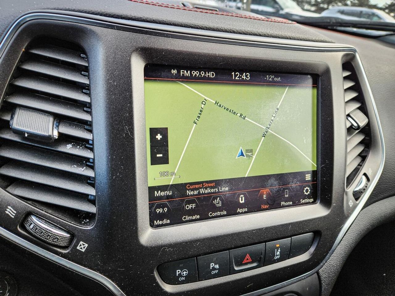 2020 Jeep Cherokee  Photo