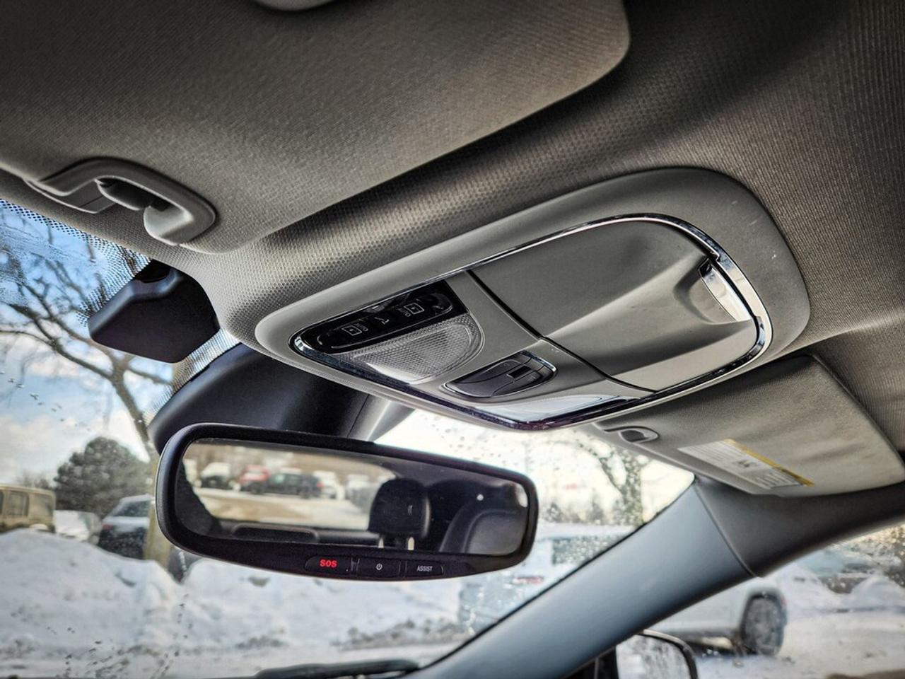 2020 Jeep Cherokee  Photo