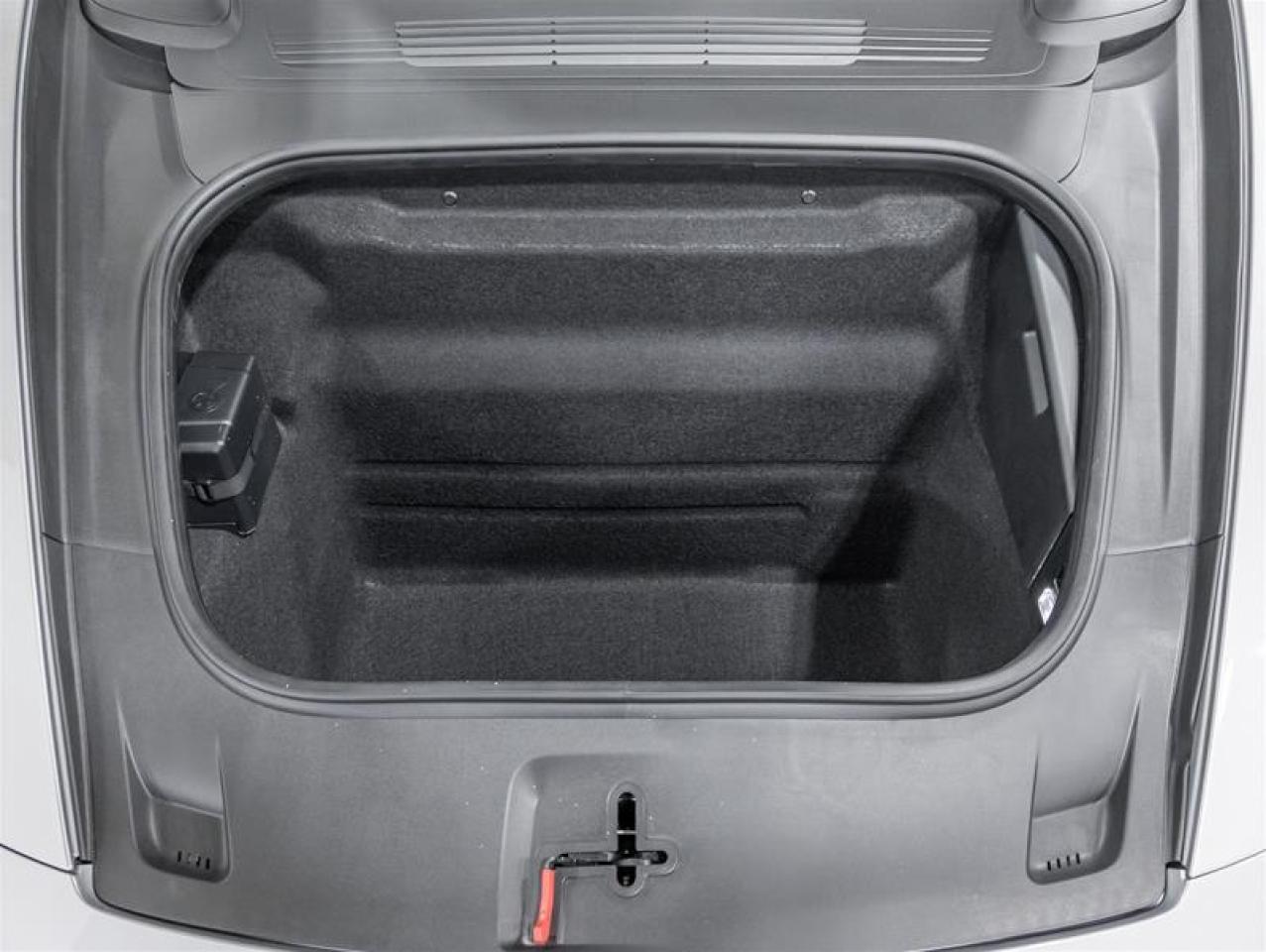 2026 Porsche 911  Photo2