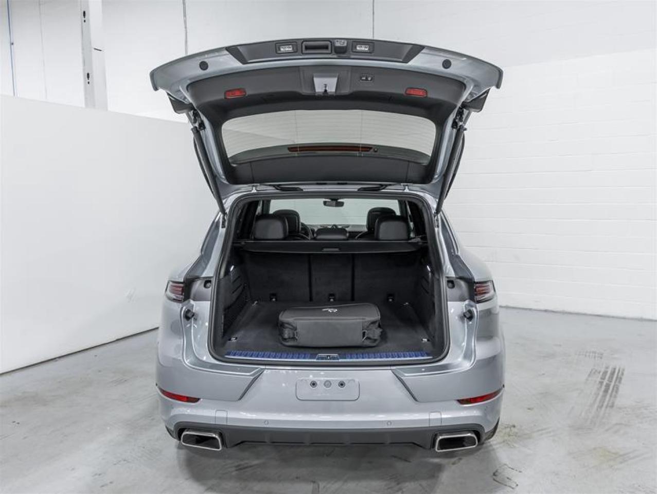 2026 Porsche Cayenne  Photo