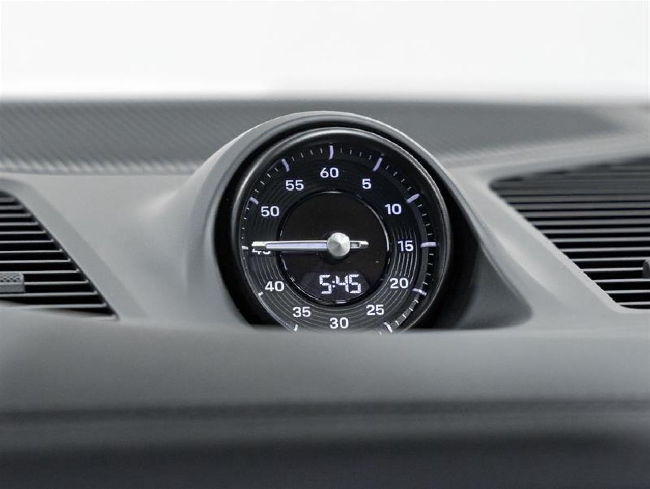 2026 Porsche Cayenne  Photo