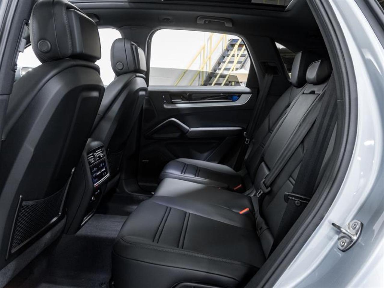 2026 Porsche Cayenne  Photo