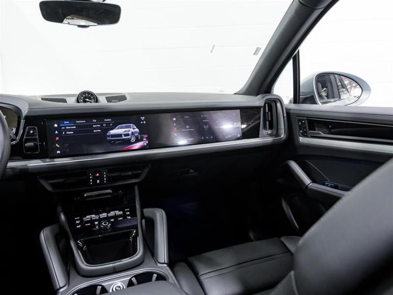 2026 Porsche Cayenne  Photo