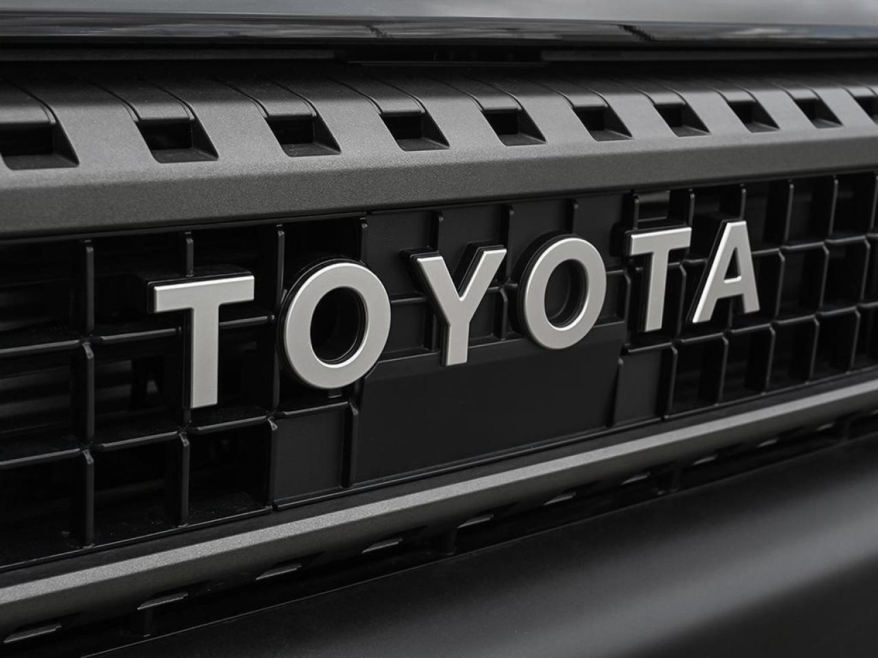 2026 Toyota Land Cruiser Base 4dr 4x4 Photo