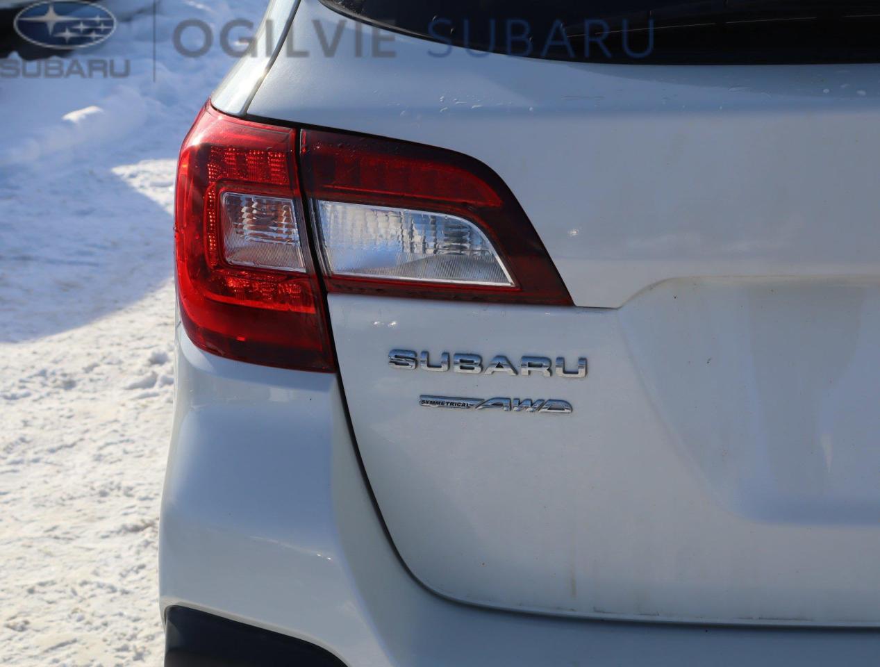2018 Subaru Outback 2.5i Touring (CVT) 4dr All-Wheel Drive Photo