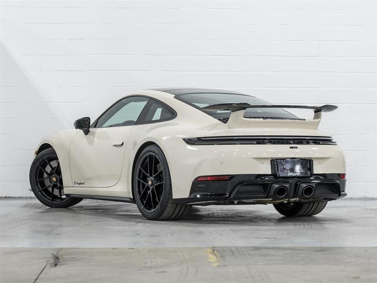 2026 Porsche 911  Photo