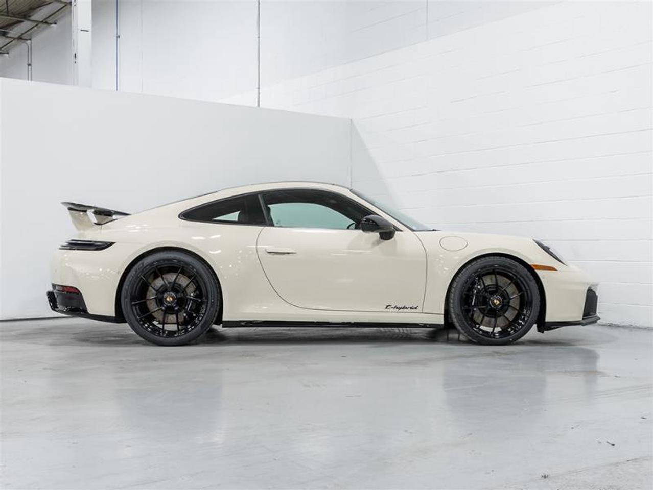 2026 Porsche 911  Photo