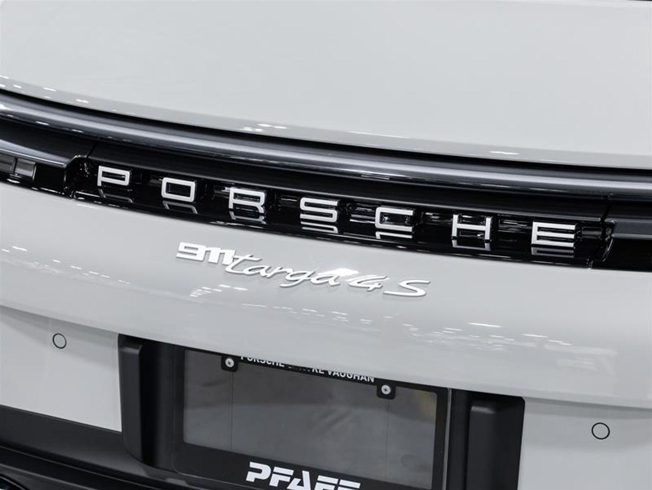 2026 Porsche 911  Photo