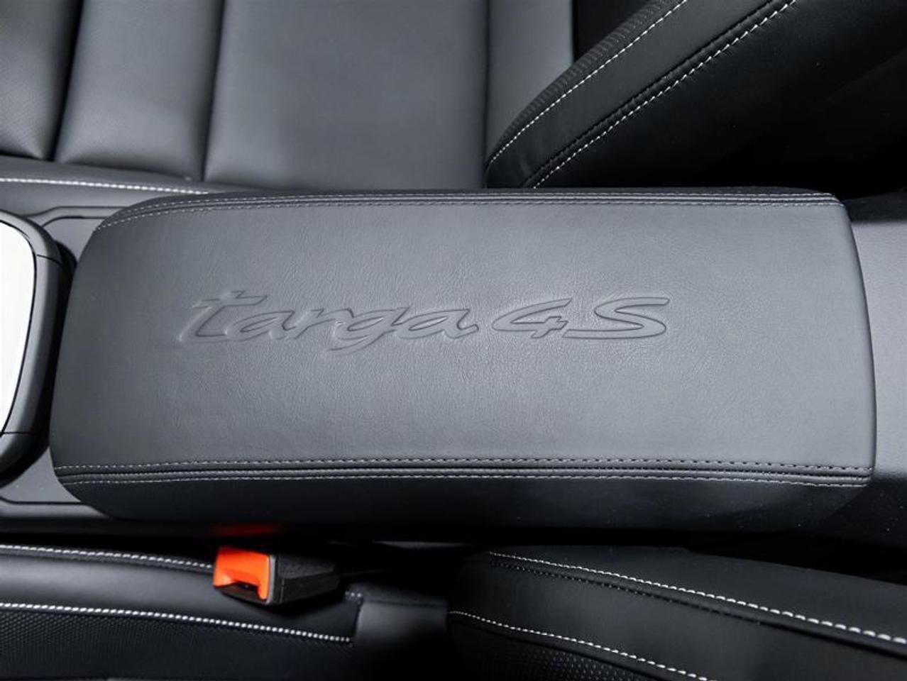 2026 Porsche 911  Photo