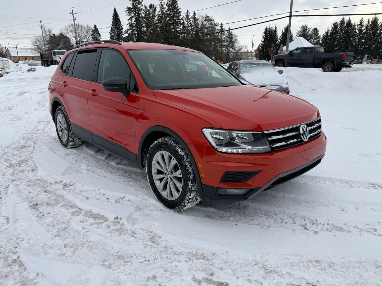 2018 Volkswagen Tiguan Trendline 4dr All-wheel Drive 4MOTION Photo