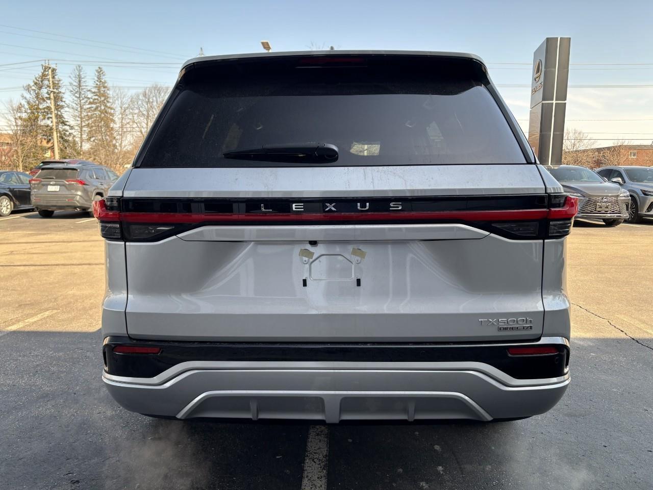 2025 Lexus TX 500h  Photo