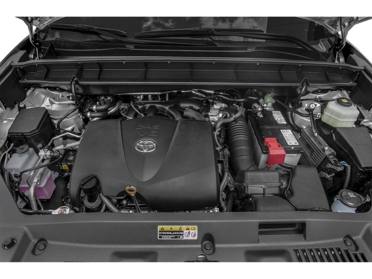 2020 Toyota Highlander LE Photo