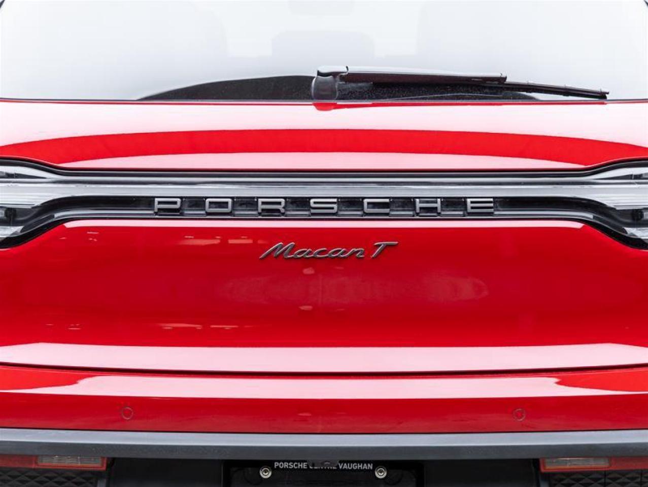 2025 Porsche Macan  Photo