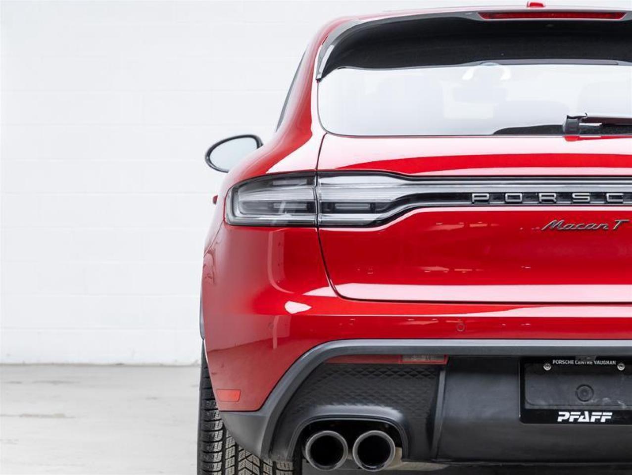2025 Porsche Macan  Photo